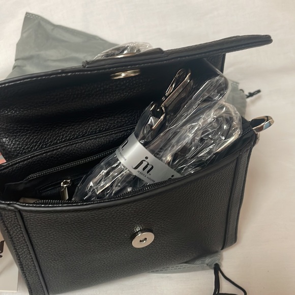 Jessica Moore - essentials Crossbody bag - Picture 13 of 14